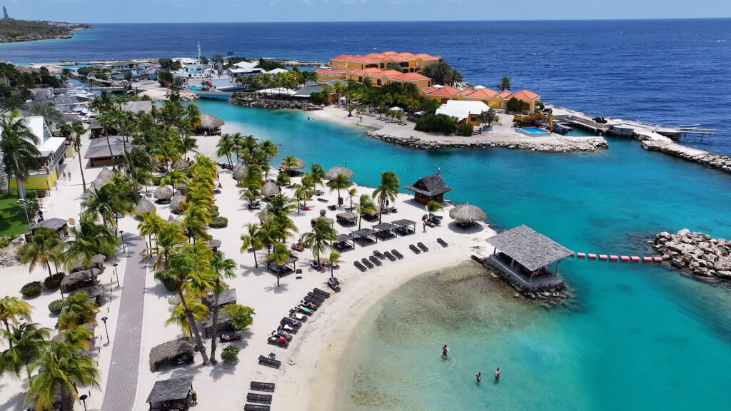 Beach Resort Willemstad Curacao Luxe Vakantie
